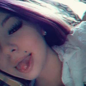 Meet your Posher, Alexia